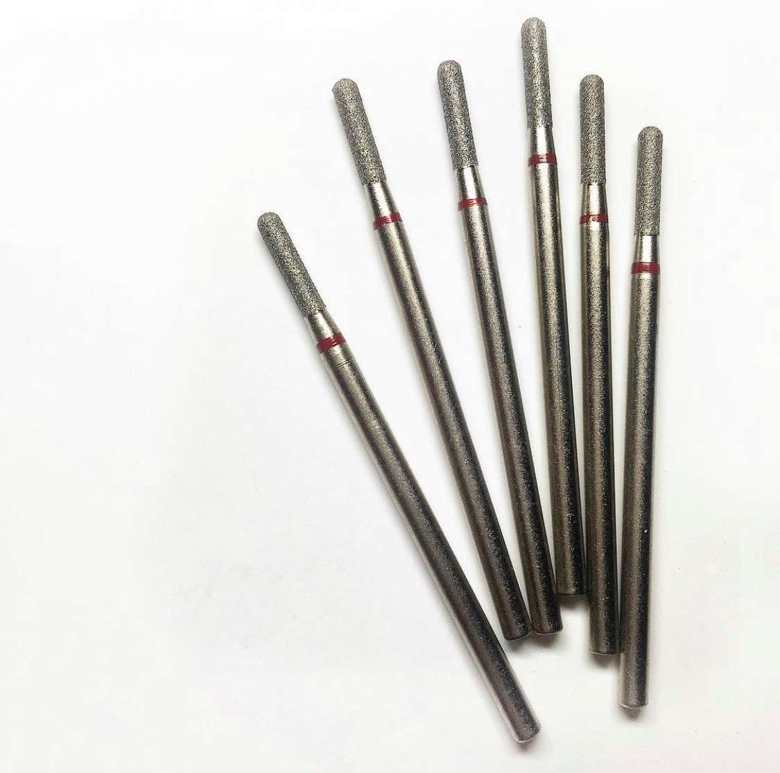 ראש מניקור אדום - צילינדר