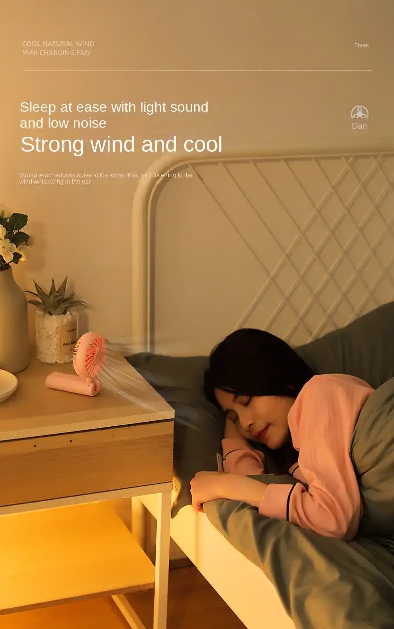 מאוורר קטן לריסים / לנסיעות